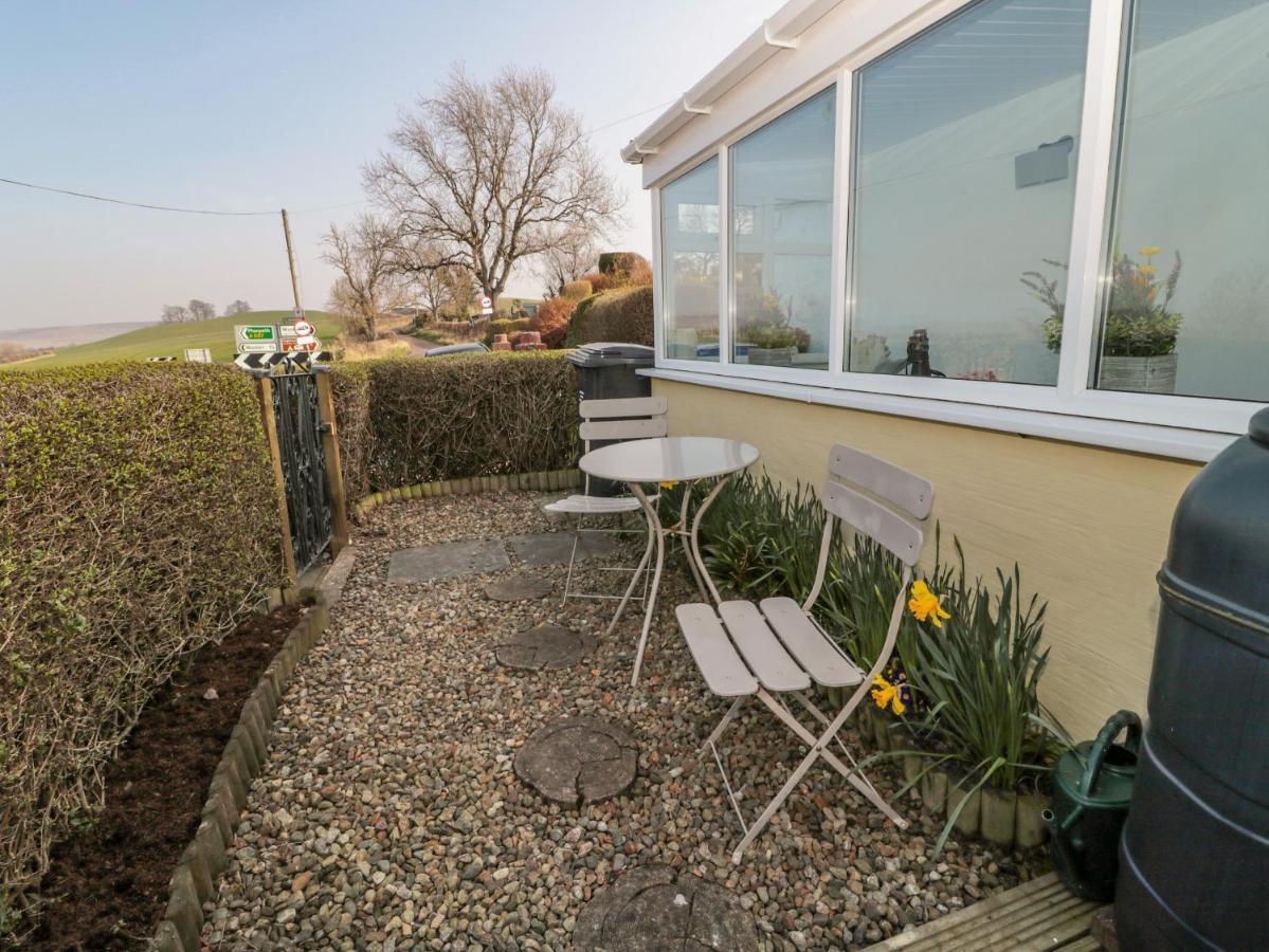 Twincote Villa Wooler Eksteriør bilde
